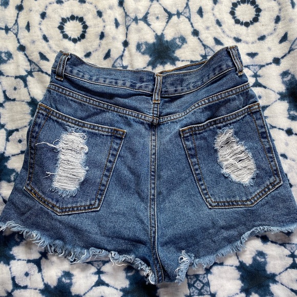 FOREVER 21 jeans shorts - Picture 3 of 4